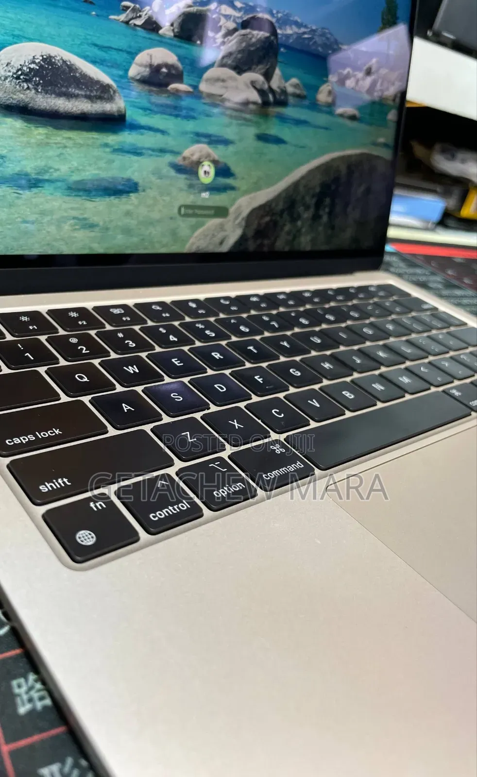 New Laptop Apple MacBook Pro 2022 M2 16GB Intel SSD 256GB