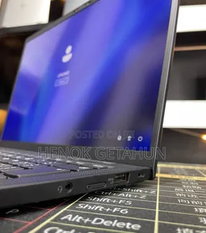 Photo - New Laptop Lenovo ThinkPad X1 Carbon 16GB Intel Core I7 SSD 512GB