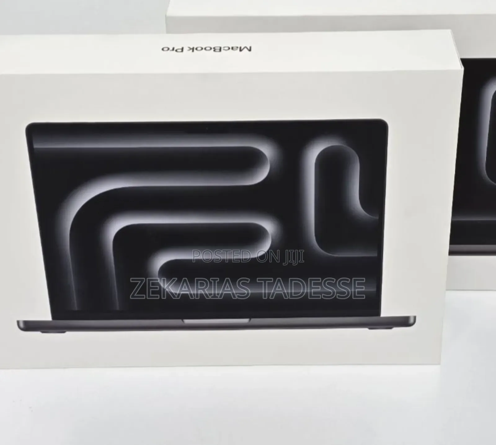 New Laptop Apple MacBook Pro 2024 M4 14-Inch 16GB Apple M4 SSD 1T