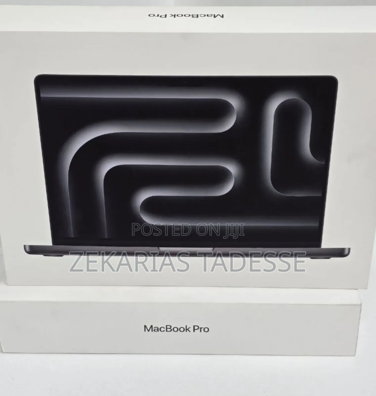 New Laptop Apple MacBook Pro 2024 M4 14-Inch 16GB Apple M4 SSD 1T