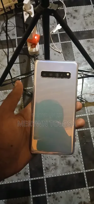 Samsung Galaxy S10 5G 256 GB Silver