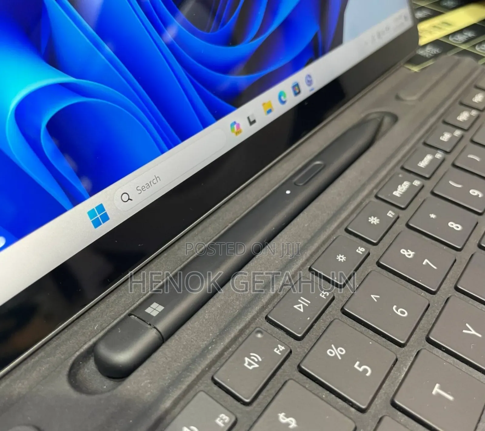 New Laptop Microsoft Surface Pro 8 16GB Intel Core I7 SSD 256GB