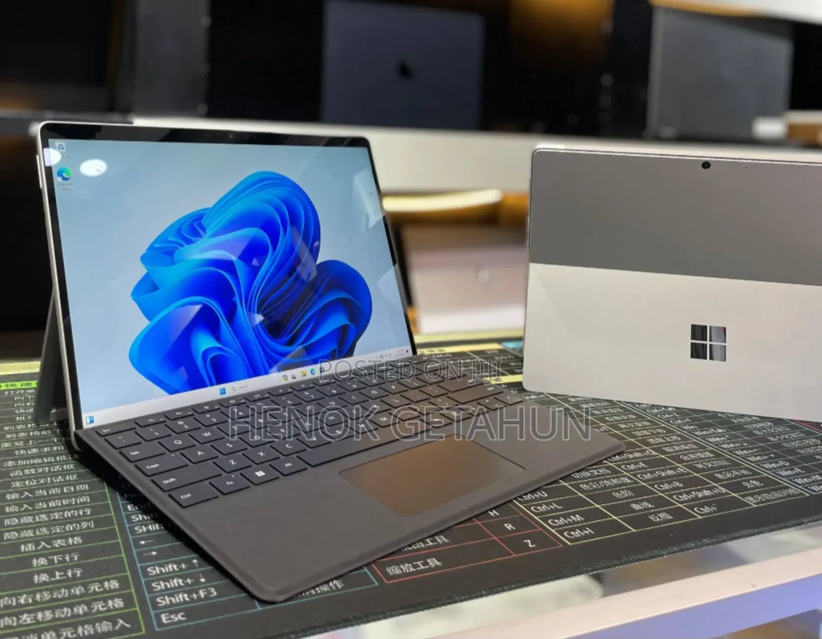 New Laptop Microsoft Surface Pro 8 16GB Intel Core I7 SSD 256GB