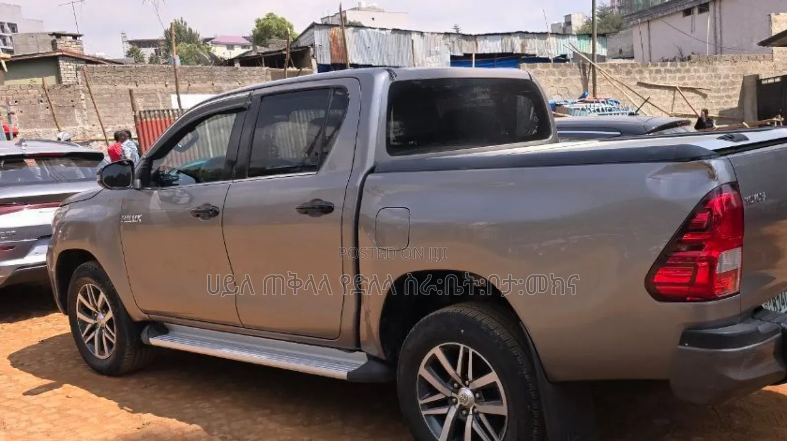 Toyota Hilux 2020 Gray