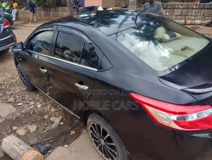 Toyota Yaris 2014 Black