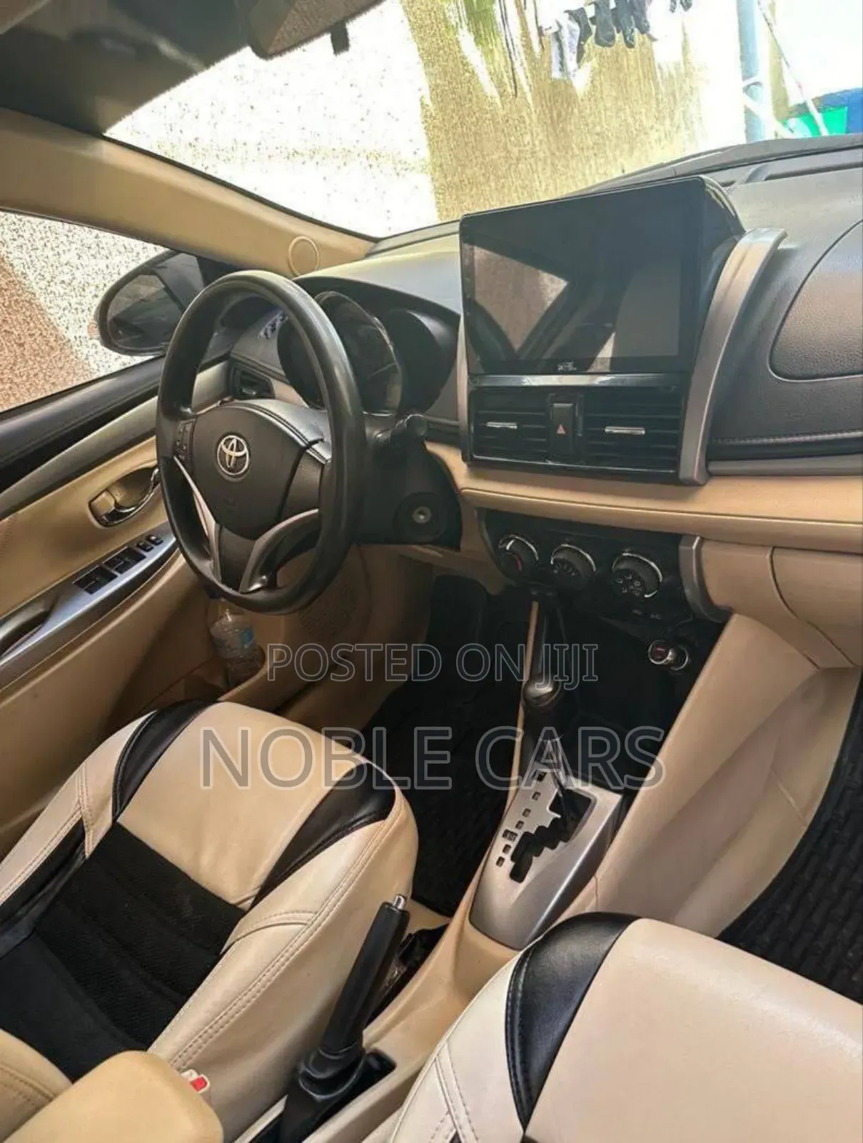 Toyota Yaris 2014 Black