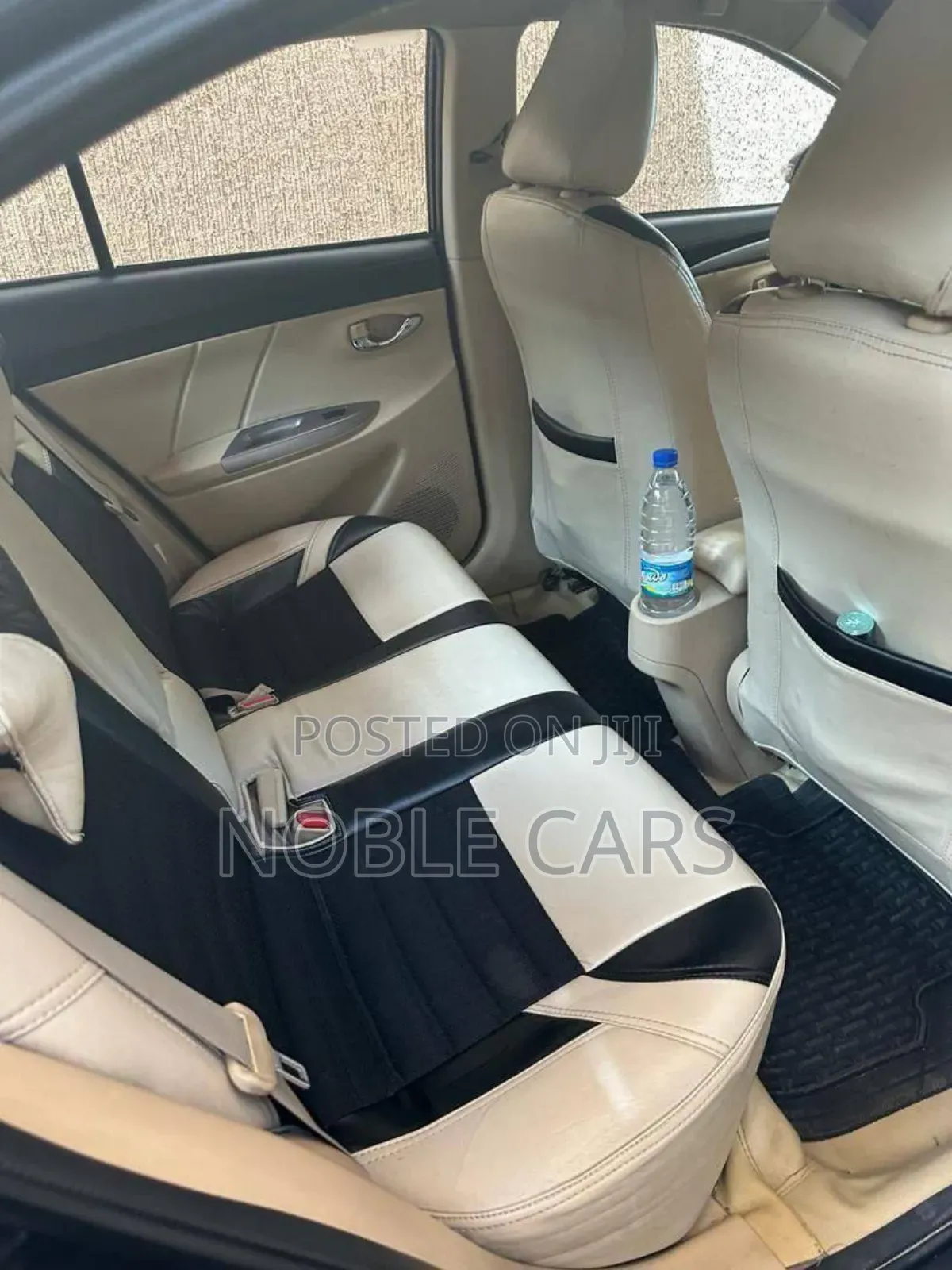 Toyota Yaris 2014 Black