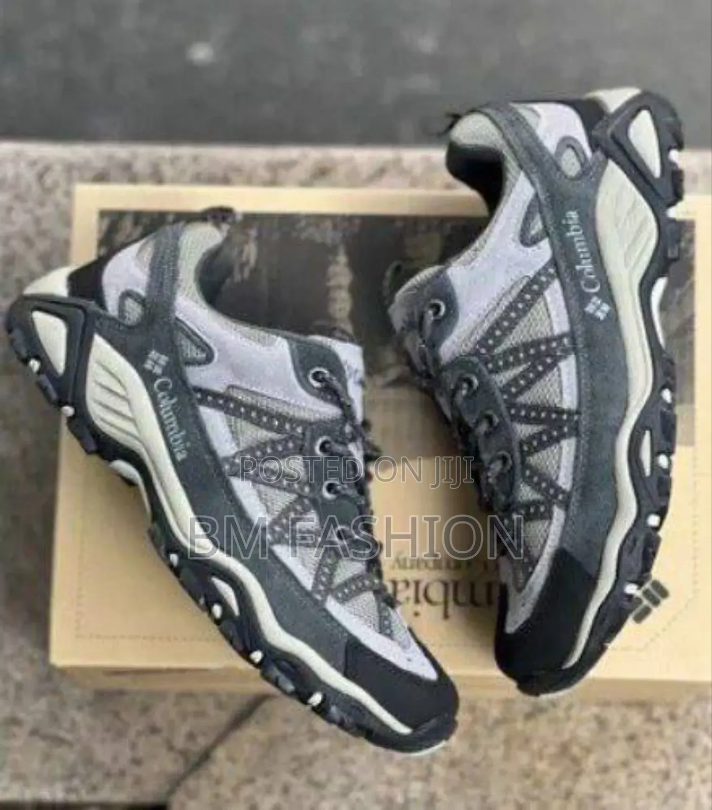 Columbia (High Quality Material Made in Vietnam)