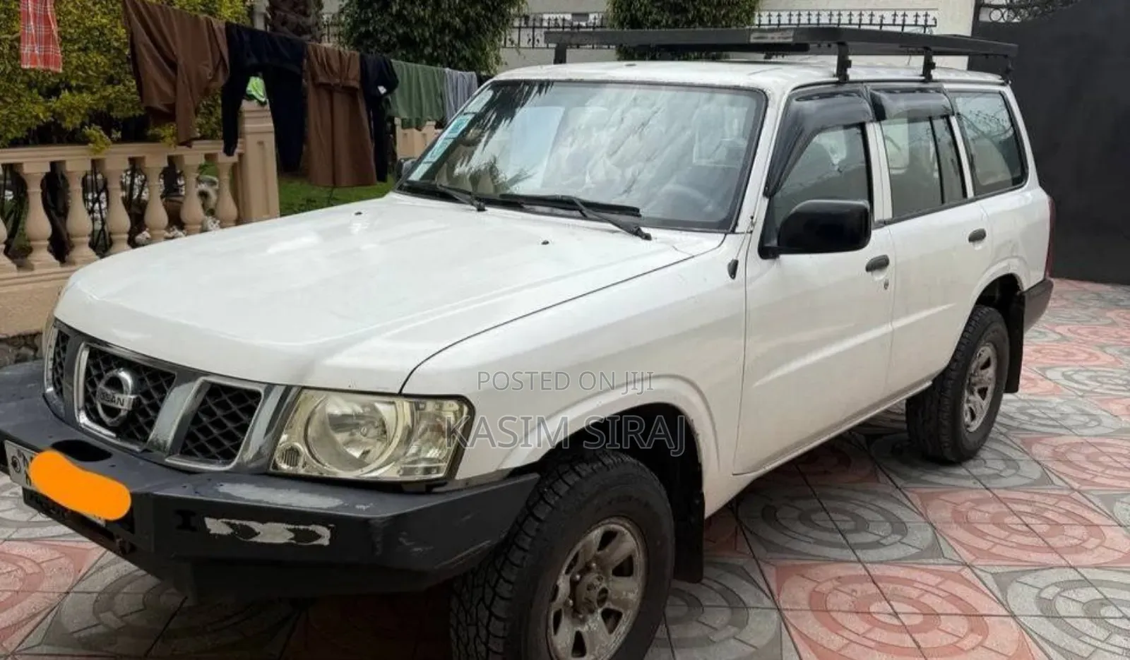 Nissan Patrol 4.8 2011 White