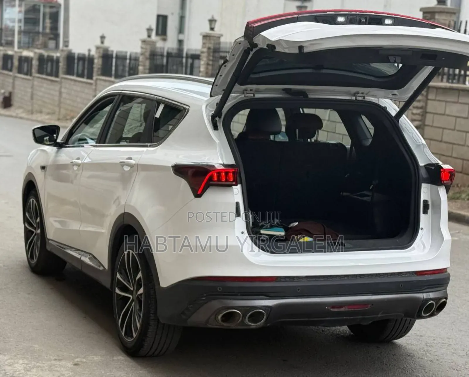 Jetour X70 Plus 2022 White