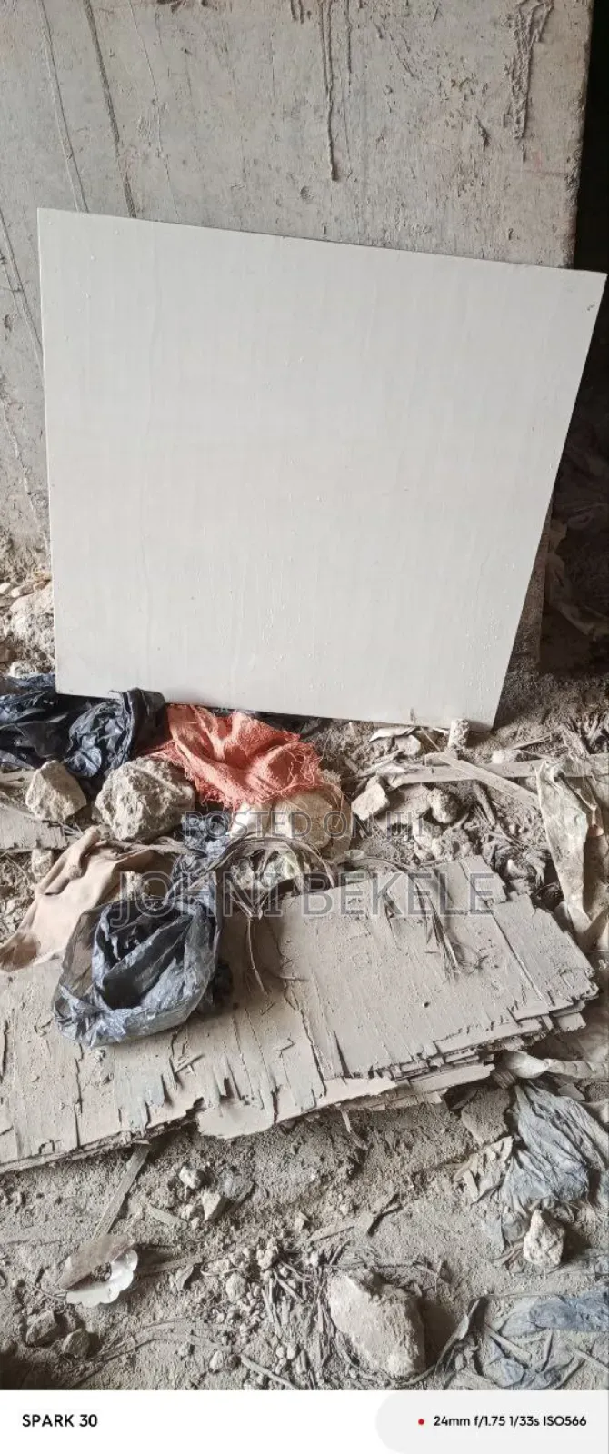 ጥራቱን የጠበቀ 80×80 ምርጥ ሴራሚክ አለላችሁ ይደውሉልን