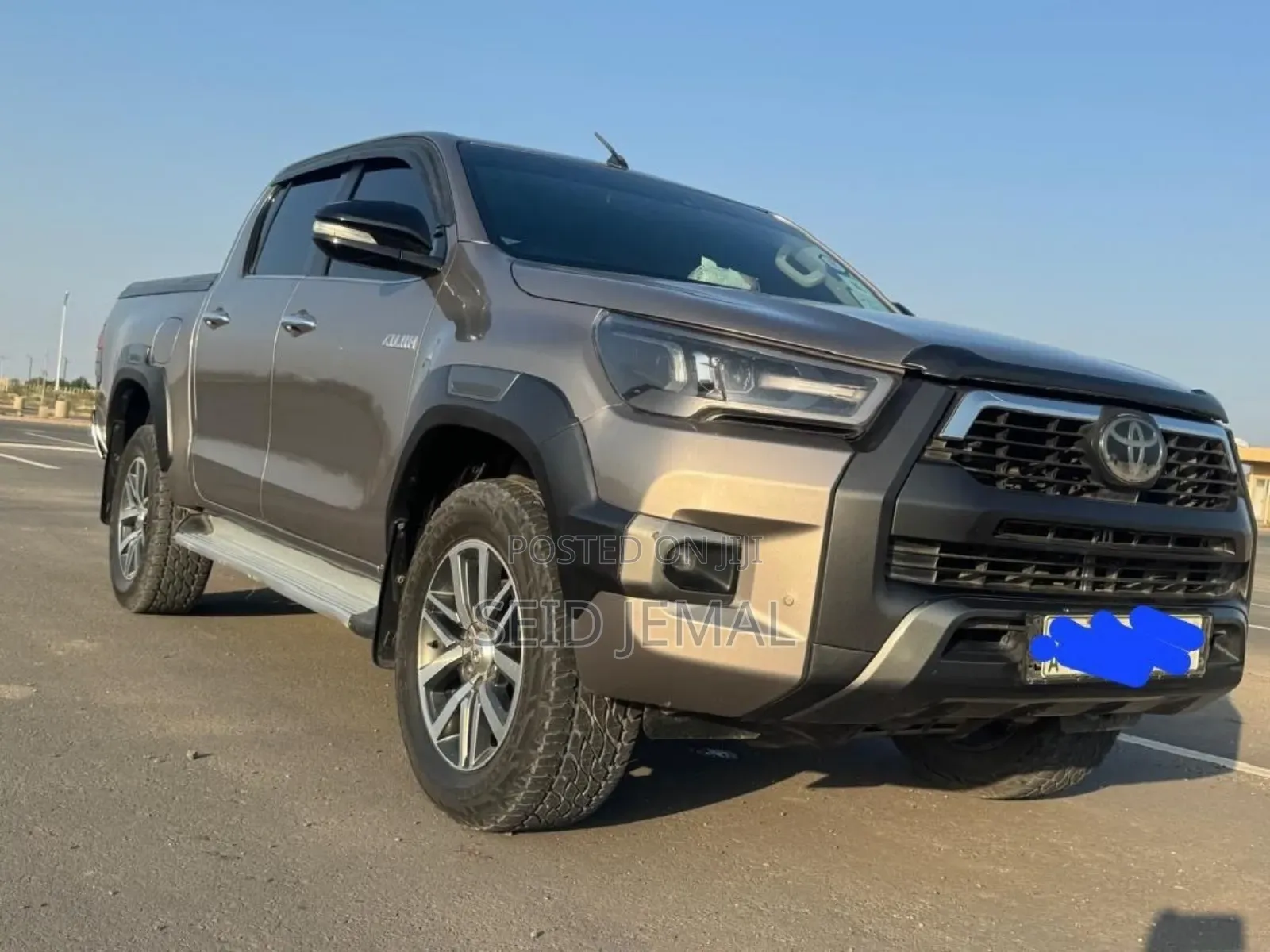 Toyota Hilux 2018 Gray