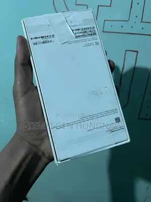 New Apple iPhone 15 Pro Max 256 GB White