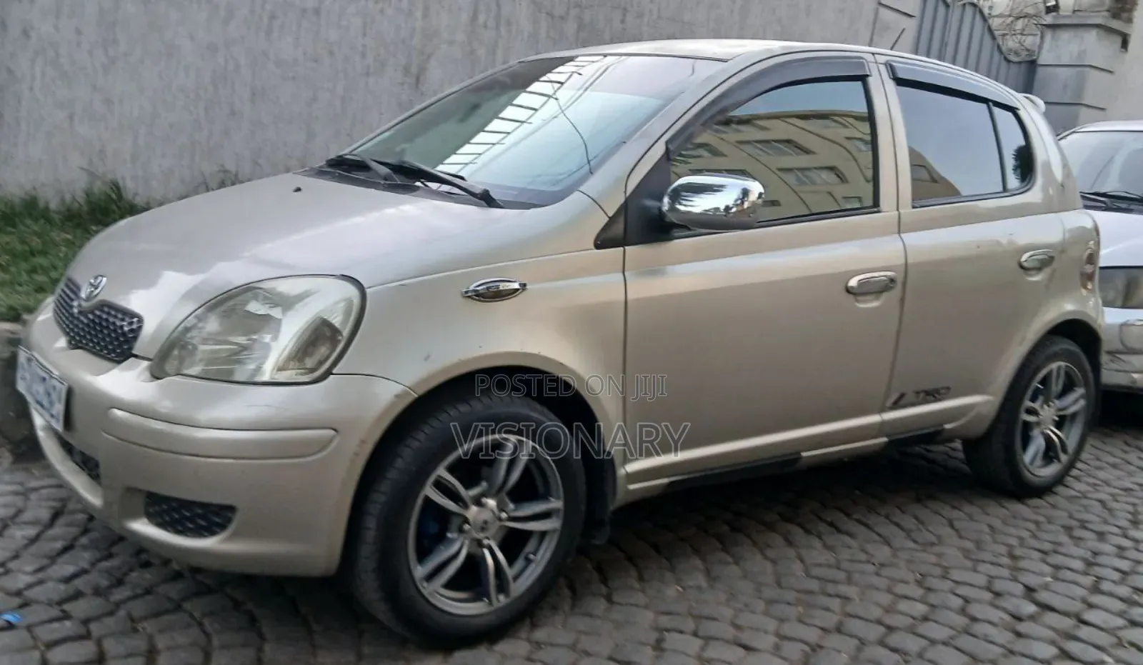 Toyota Vitz 2004 Gold