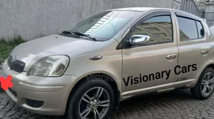 Toyota Vitz 2004 Gold