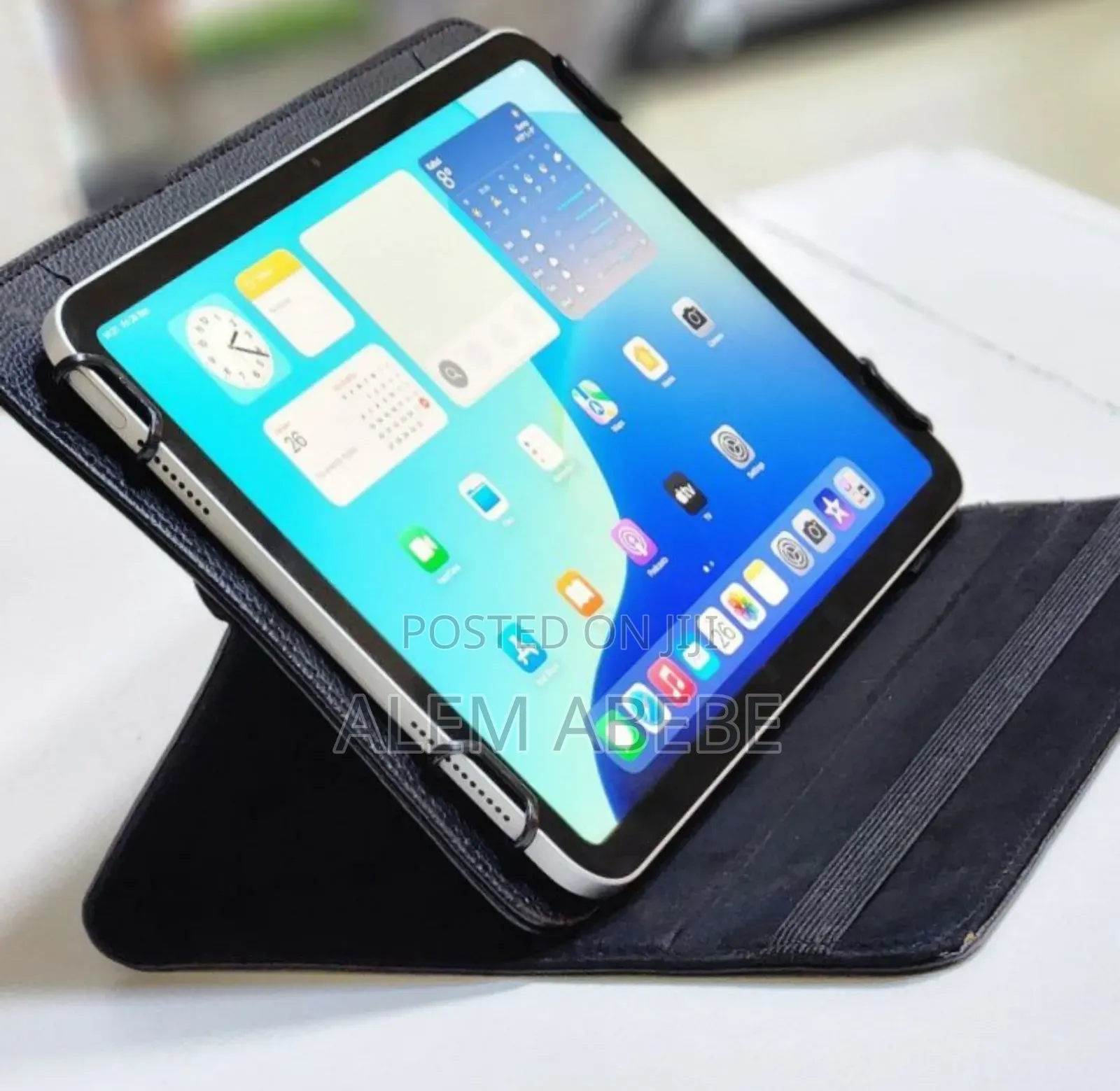 New Apple iPad (2025) 128 GB