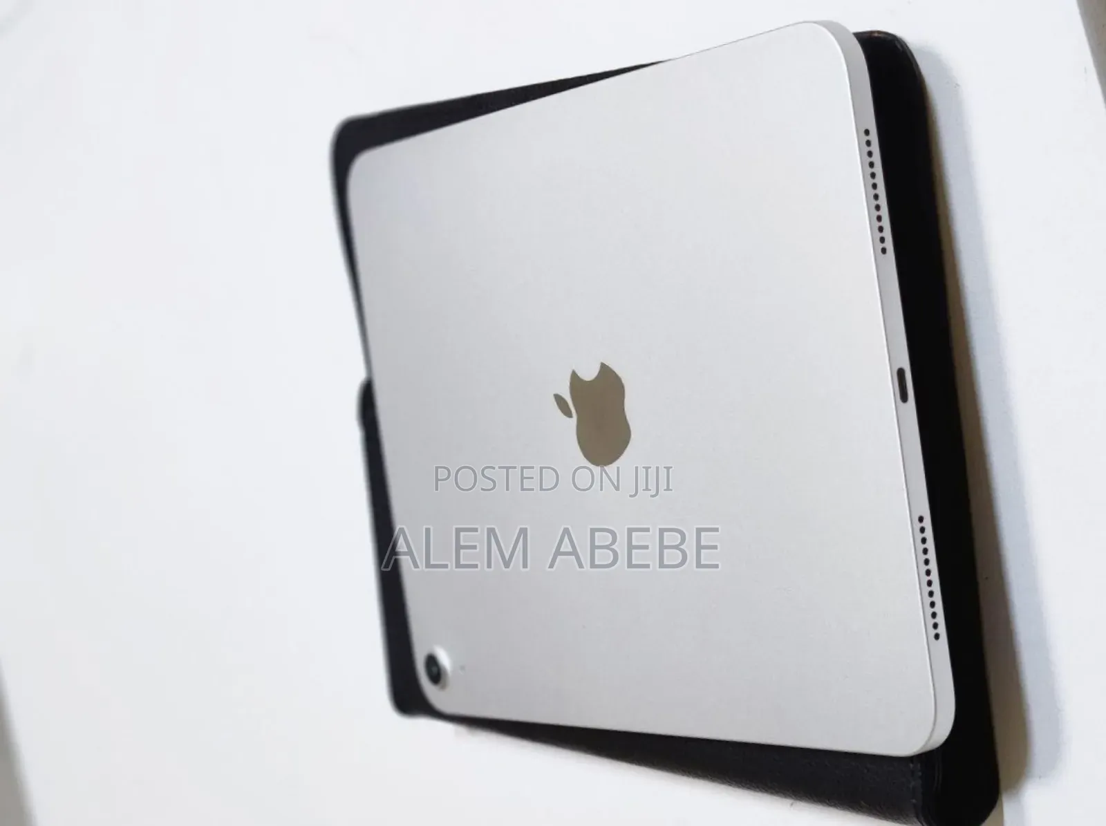 New Apple iPad (2025) 128 GB