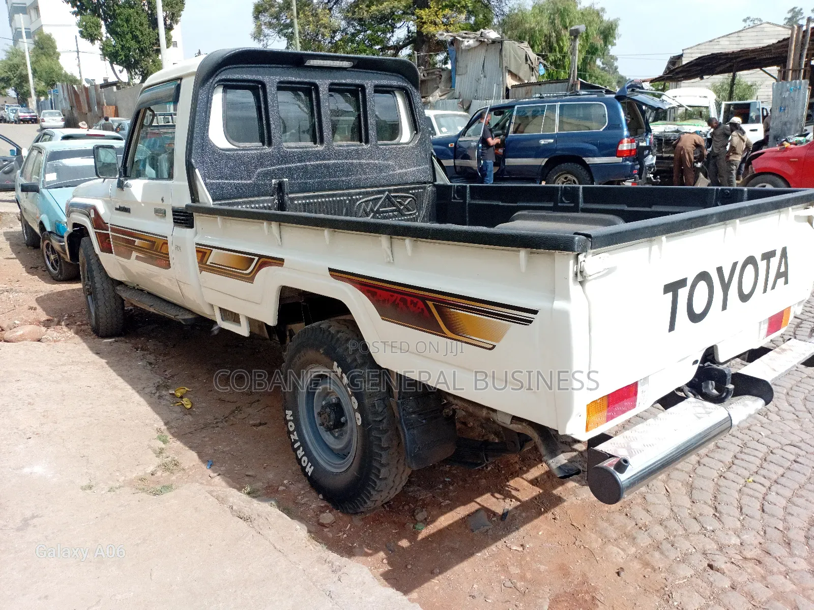 Toyota Land Cruiser 2012 White