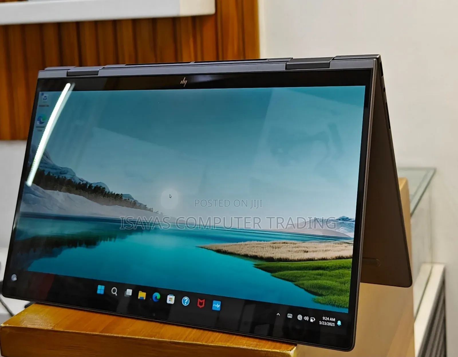 New Laptop HP Envy X360 32GB Intel Core 7 SSD 1T