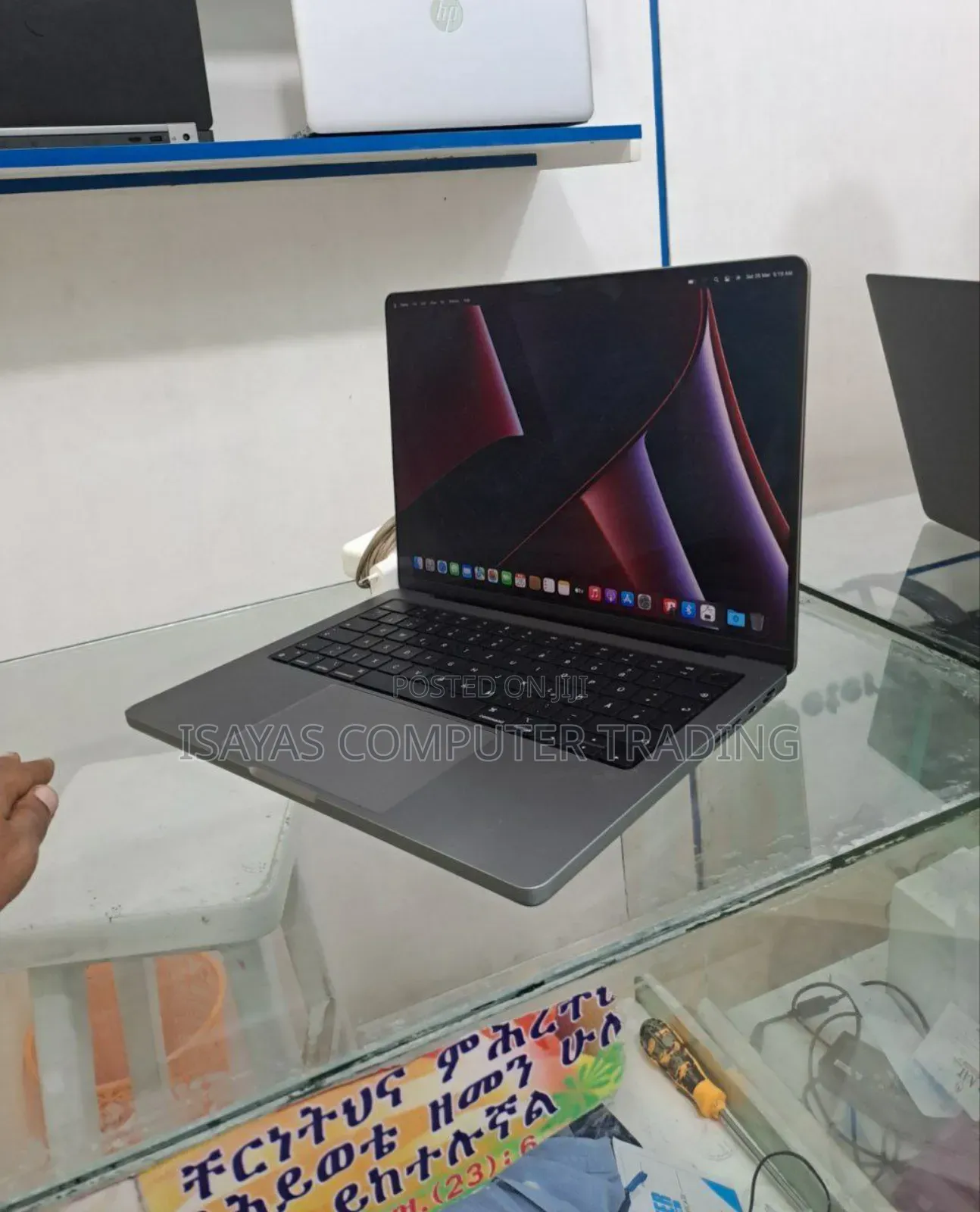 New Laptop Apple MacBook Pro M1 16GB SSD 256GB