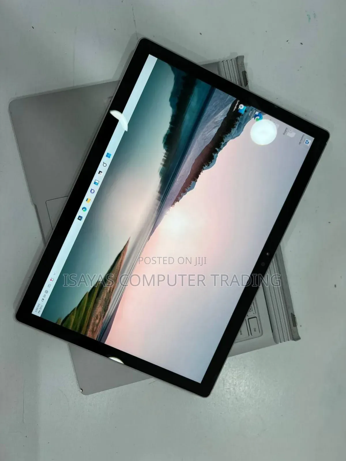 New Laptop Microsoft Surface 16GB Intel Core I7 SSD 512GB