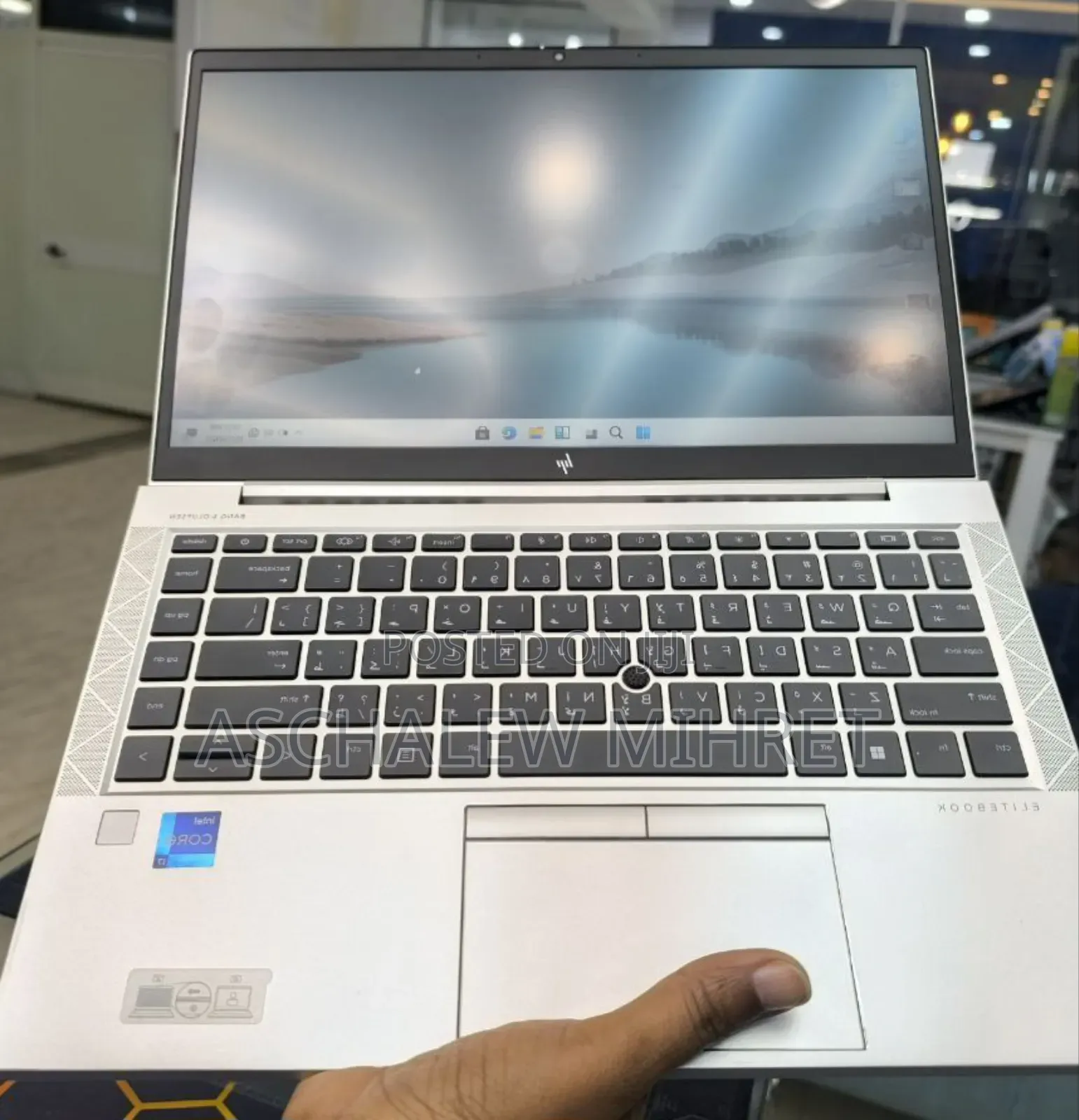 New Laptop HP EliteBook 840 G8 16GB Intel Core I7 SSD 512GB