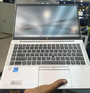 New Laptop HP EliteBook 840 G8 16GB Intel Core I7 SSD 512GB