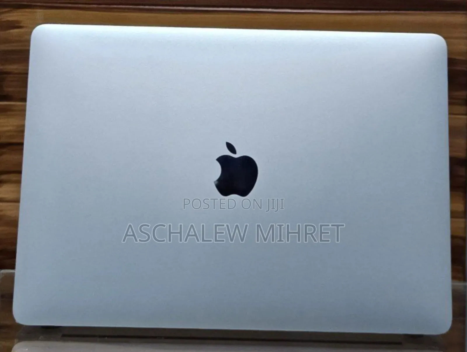 New Laptop Apple MacBook Pro 2019 8GB Intel Core I5 SSD 128GB