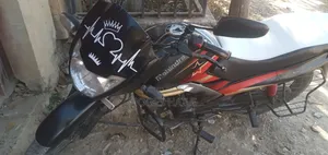 Mahindra Centuro 2016 Red