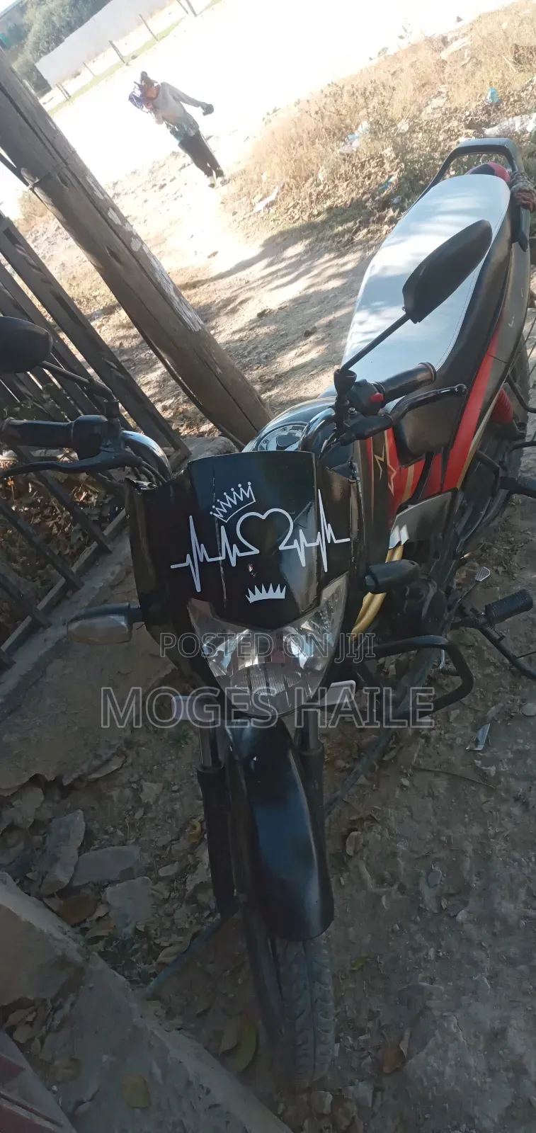 Mahindra Centuro 2016 Red