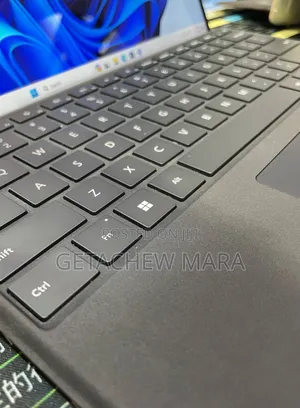 New Laptop Microsoft Surface Pro 7 16GB Intel Core I7 SSD 256GB