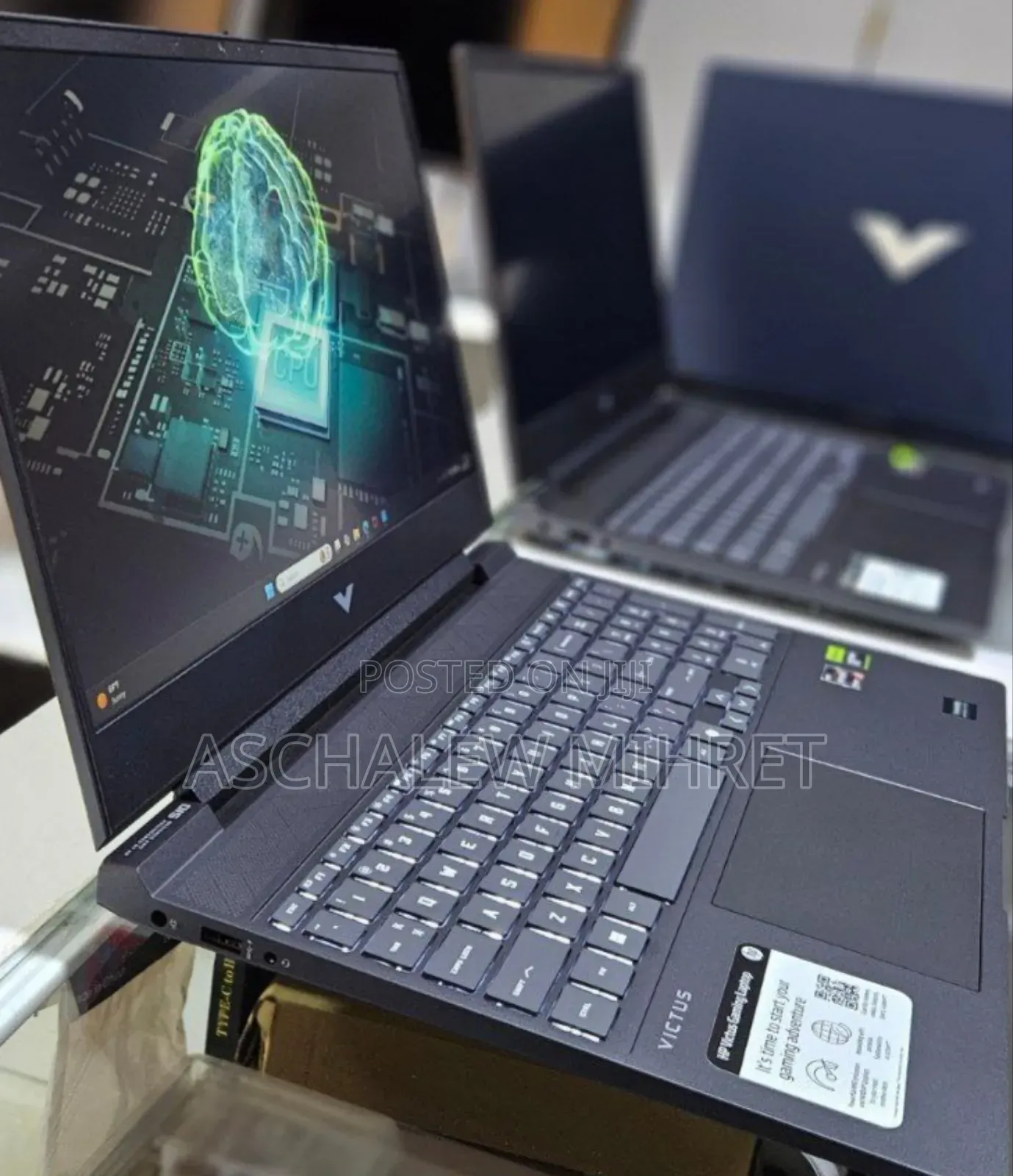 New Laptop HP Victus 15 16GB AMD Ryzen 7 SSD 1T