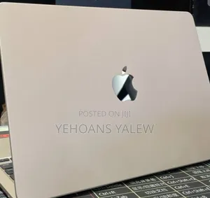 New Laptop Apple MacBook Air 2022 M2 16GB Apple M2 SSD 256GB