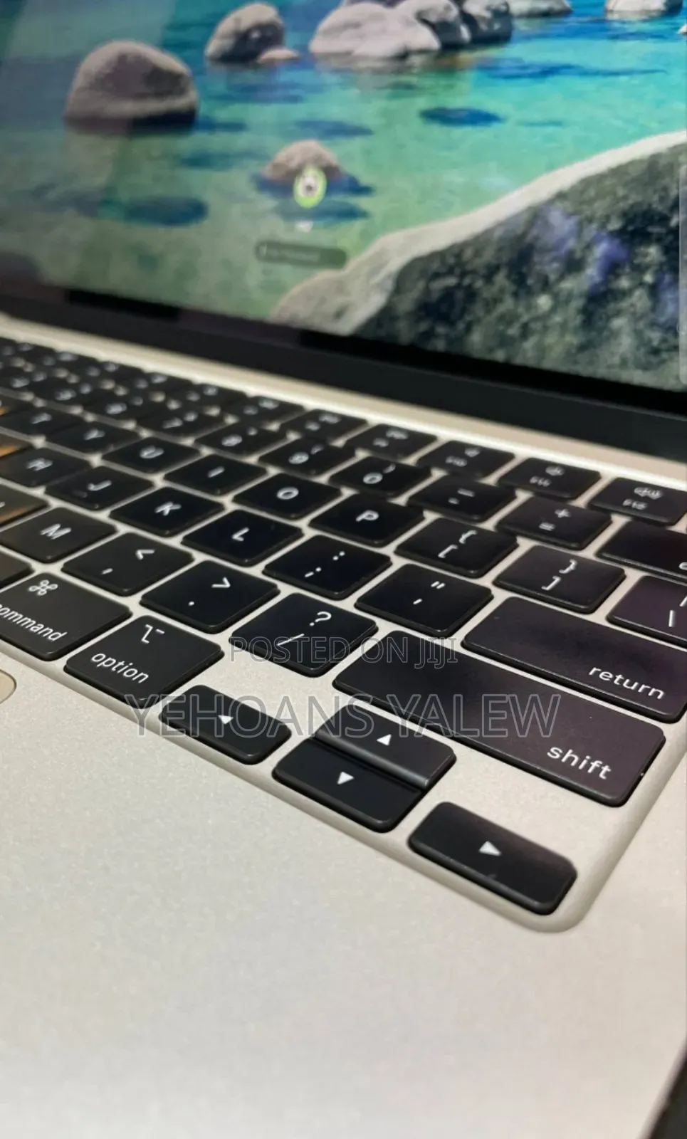 New Laptop Apple MacBook Air 2022 M2 16GB Apple M2 SSD 256GB