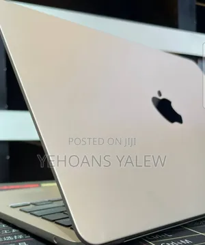 New Laptop Apple MacBook Air 2022 M2 16GB Apple M2 SSD 256GB