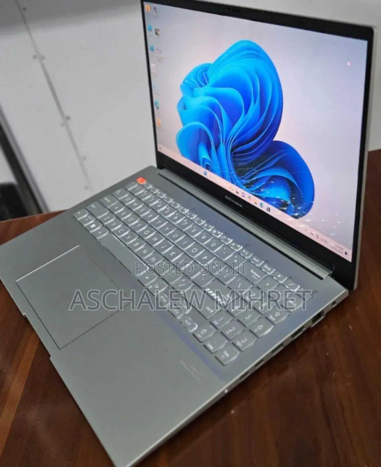 New Laptop Asus Vivobook 16 16GB Intel Core I5 SSD 512GB