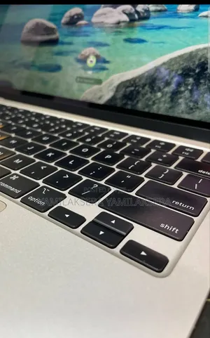 New Laptop Apple MacBook Air 2023 M2 16GB Apple M2 SSD 256GB