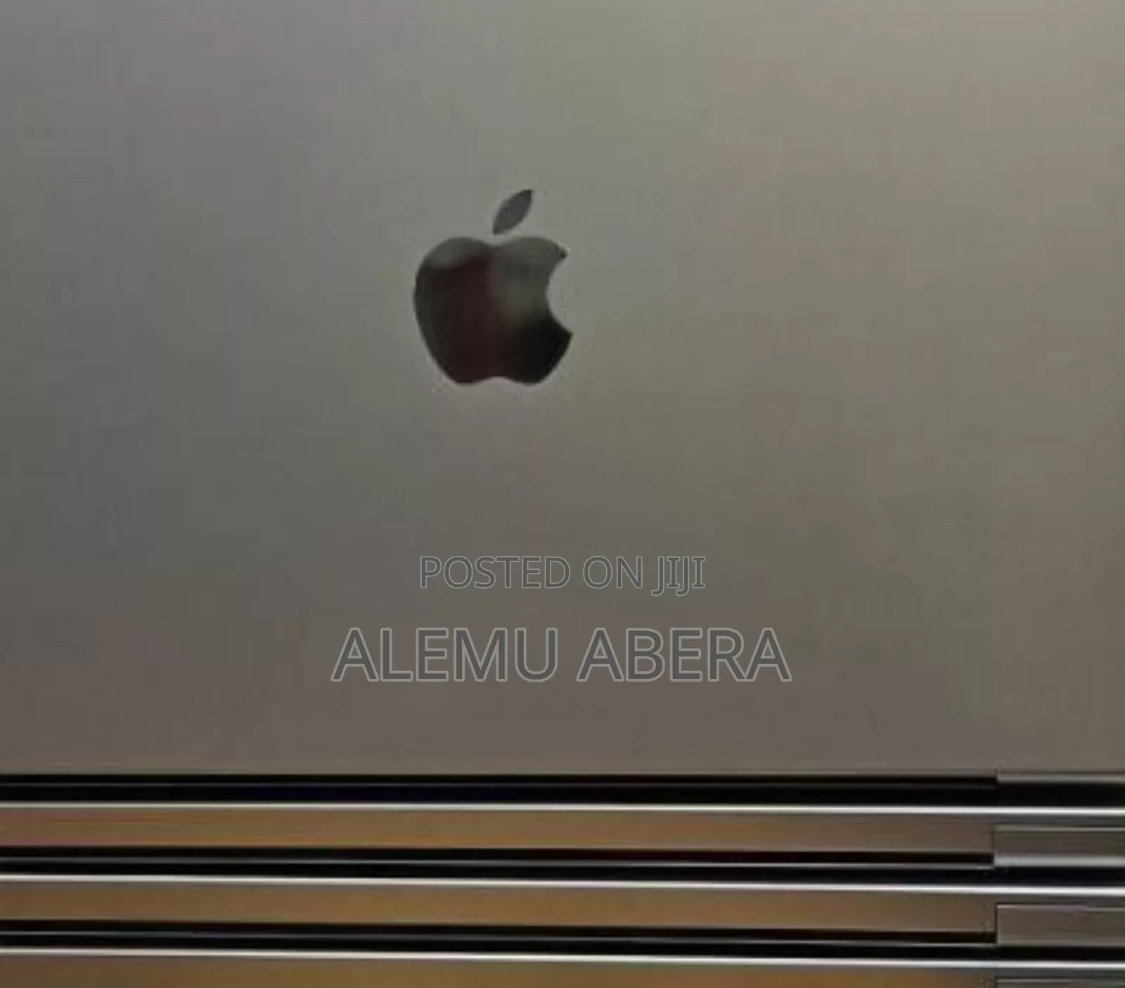 New Laptop Apple MacBook Pro M1 32GB Apple M1 Pro SSD 512GB