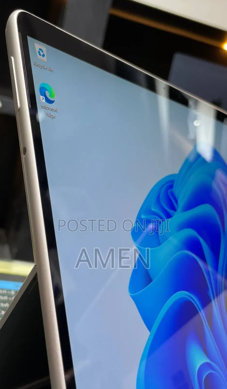 New Laptop Microsoft Surface Pro 8 16GB Intel Core I7 SSD 512GB