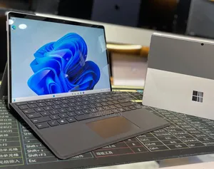 New Laptop Microsoft Surface Pro 8 16GB Intel Core I7 SSD 512GB