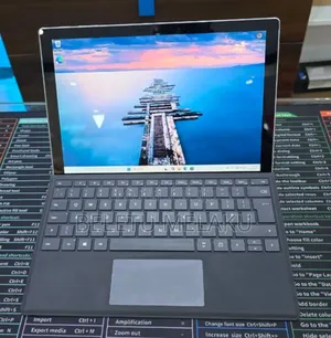 New Laptop Microsoft Surface Pro 7 8GB Intel Core I5 SSD 256GB
