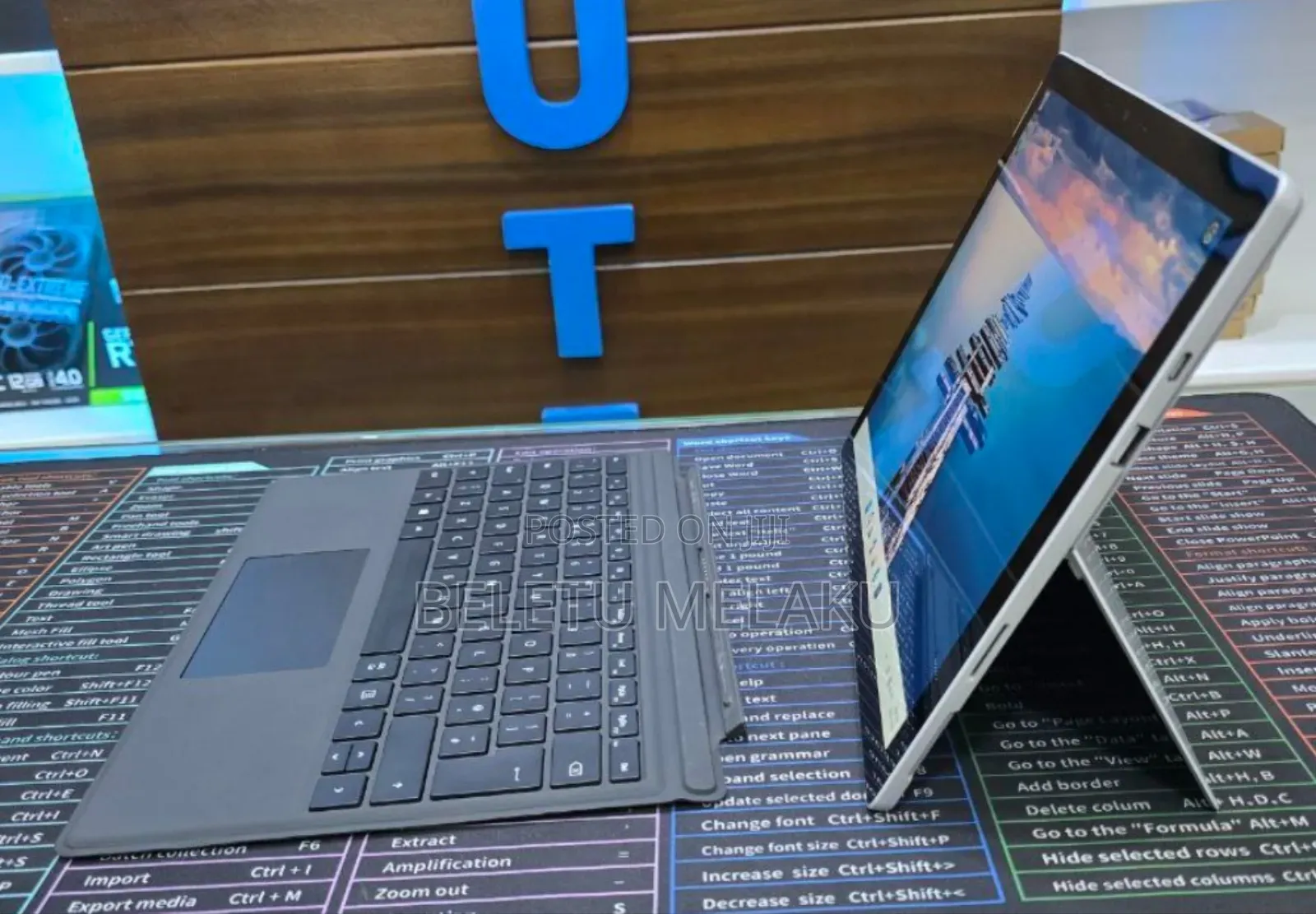 New Laptop Microsoft Surface Pro 7 8GB Intel Core I5 SSD 256GB