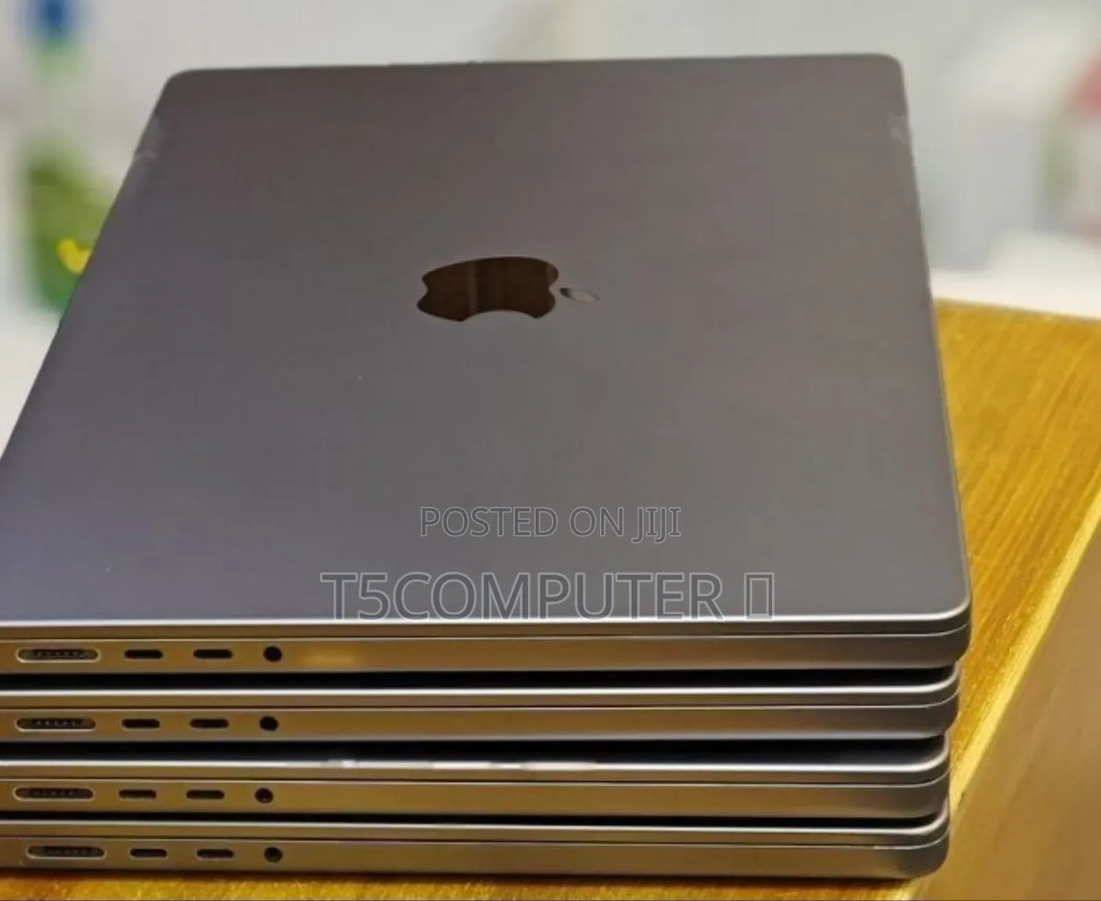 New Laptop Apple MacBook Pro M1 32GB Apple M1 Pro SSD 512GB