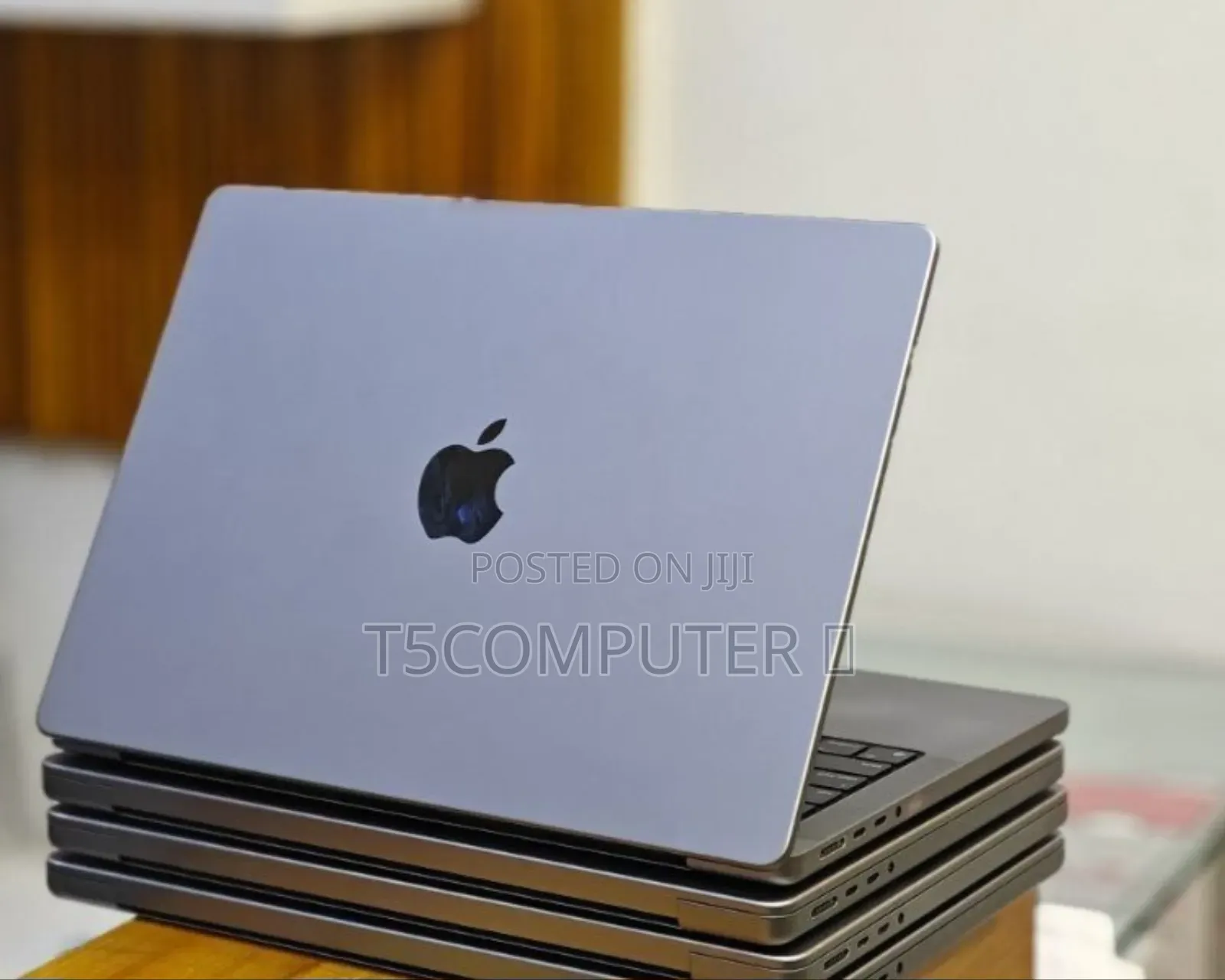 New Laptop Apple MacBook Pro M1 32GB Apple M1 Pro SSD 512GB