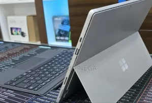 New Laptop Microsoft Surface Pro 7 8GB Intel Core I5 SSD 256GB