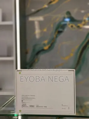 New Laptop Apple Macbook Pro 2025 M5 14-Inch 16GB Apple M5 SSD 512GB