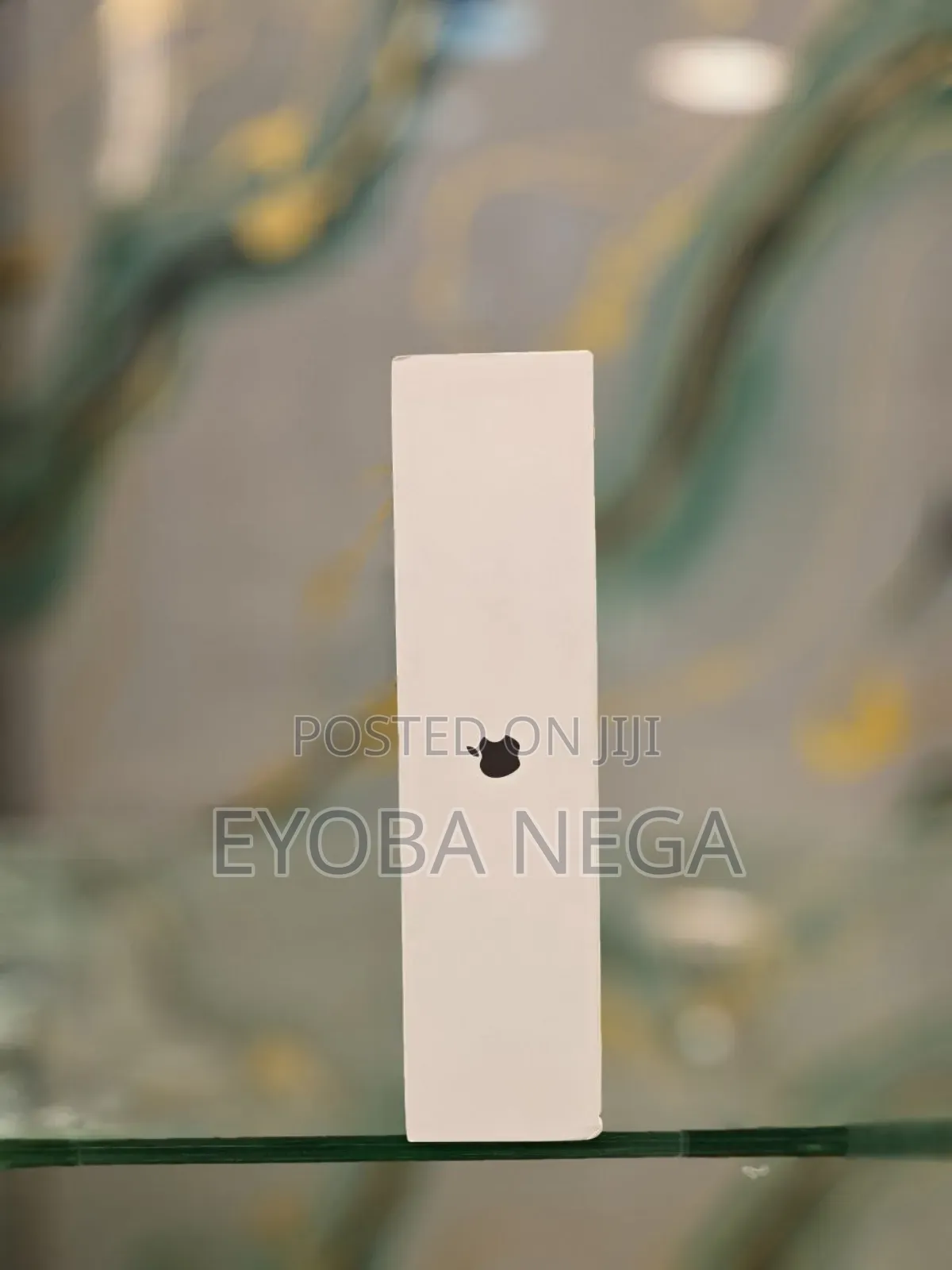 New Laptop Apple Macbook Pro 2025 M5 14-Inch 16GB Apple M5 SSD 512GB