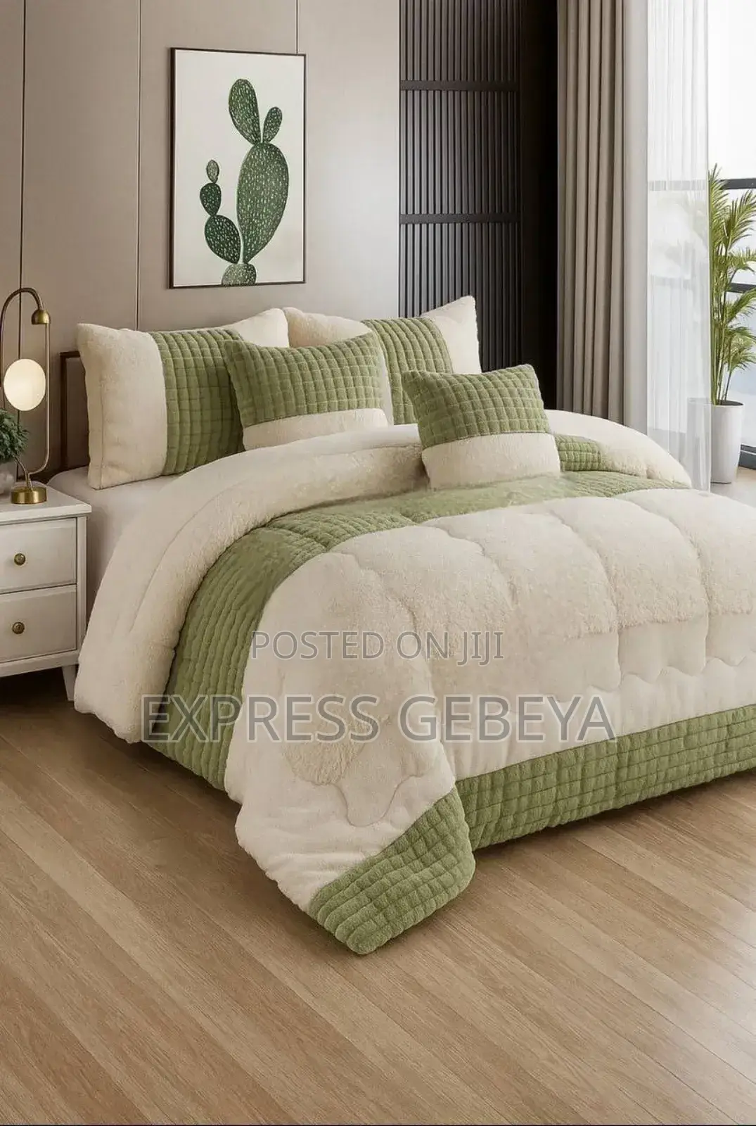 7pcs Comforter Set Very Beautiful and Warm Comfort for Christmas የገና