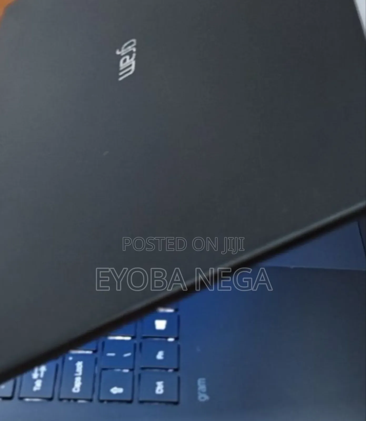 New Laptop LG Gram 15.6 16GB Intel Core i7 SSD 512GB