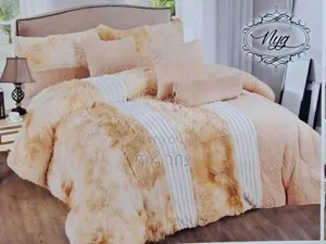 7pcs Comforter Set በጣም ውበት ያለው እና ደስ የሚል ሙቀት የሚፈጥር ፈር ኮምፈርት